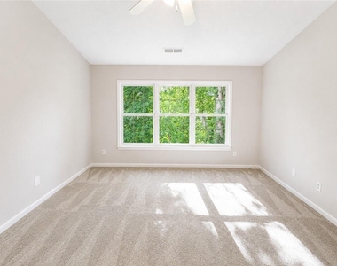 535 Arncliffe Court - Photo Thumbnail 15