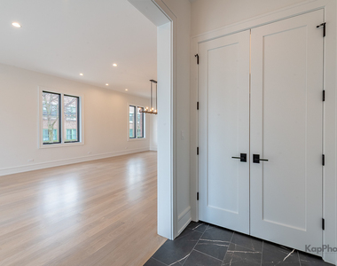 901 W Cullerton Street - Photo Thumbnail 4