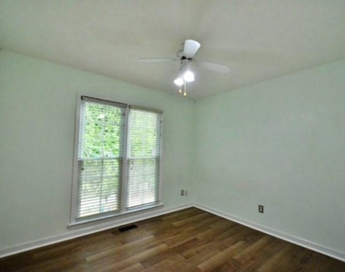 114 Due West Street - Photo Thumbnail 12