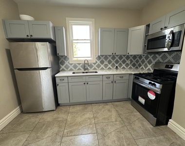 1522 E 71st Place - Photo Thumbnail 7