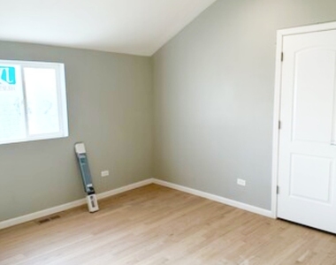 3404 N Lavergne Avenue - Photo Thumbnail 8