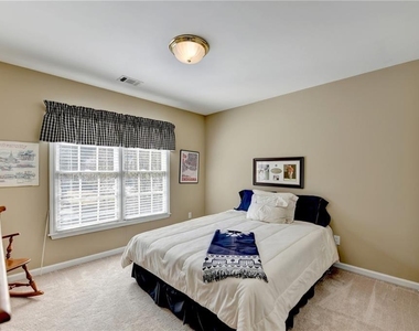 355 Laurel Oak Drive - Photo Thumbnail 26