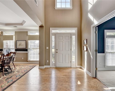 355 Laurel Oak Drive - Photo Thumbnail 1