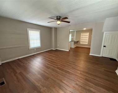 28 Quarry Street - Photo Thumbnail 1