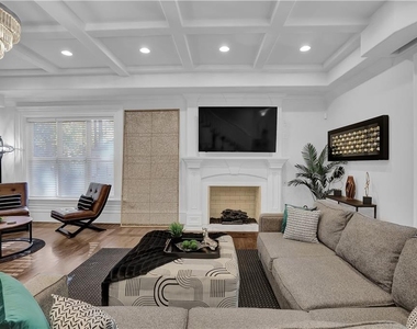 50 Nw Lakeland Drive - Photo Thumbnail 21