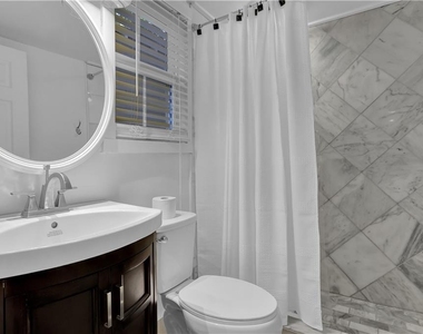 50 Nw Lakeland Drive - Photo Thumbnail 38