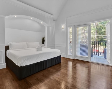 50 Nw Lakeland Drive - Photo Thumbnail 4