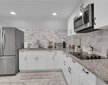 50 Nw Lakeland Drive - Photo Thumbnail 35