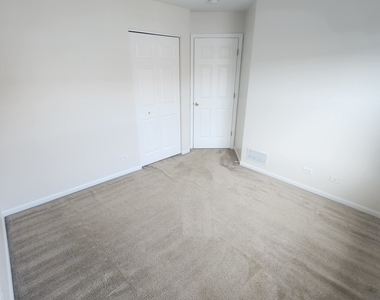 830 Summit Creek Drive - Photo Thumbnail 13
