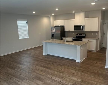 5344 Melbourne Lane - Photo Thumbnail 6