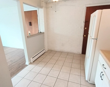 5811 Rose Avenue - Photo Thumbnail 6