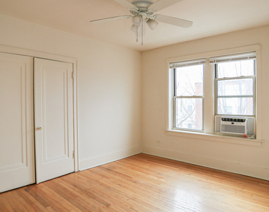 1100 W Roscoe Street - Photo Thumbnail 4