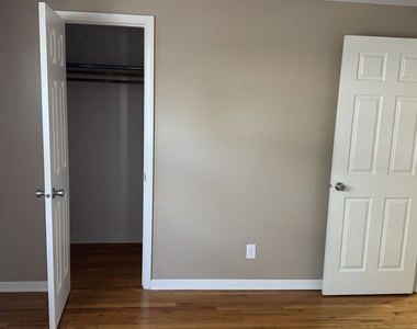 39 Sutton Court - Photo Thumbnail 7