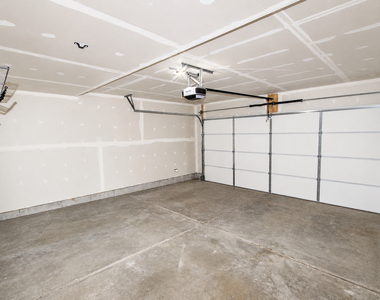 2241 Sassafras Way - Photo Thumbnail 15