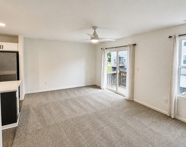 2241 Sassafras Way - Photo Thumbnail 2