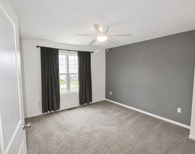 2241 Sassafras Way - Photo Thumbnail 16