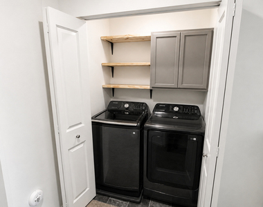2241 Sassafras Way - Photo Thumbnail 13