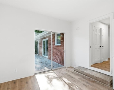 2801 Mitchell Drive - Photo Thumbnail 20