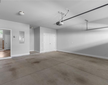 1871 Falling Sky Court Ne - Photo Thumbnail 45