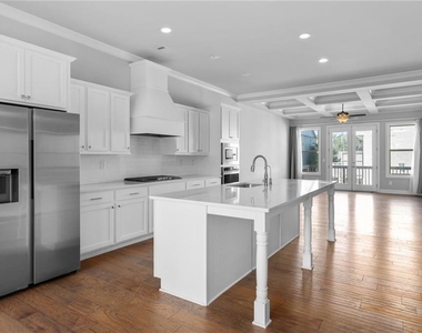 1871 Falling Sky Court Ne - Photo Thumbnail 9