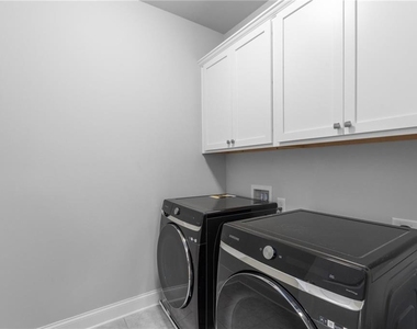 1871 Falling Sky Court Ne - Photo Thumbnail 24