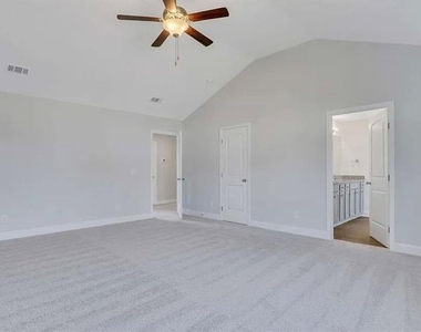 9 Sago Palm Way - Photo Thumbnail 12