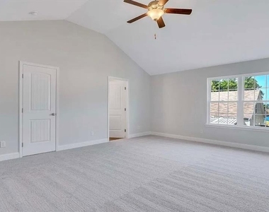 9 Sago Palm Way - Photo Thumbnail 11