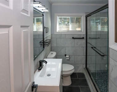 1508 Peachcrest Road - Photo Thumbnail 12