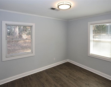1508 Peachcrest Road - Photo Thumbnail 11