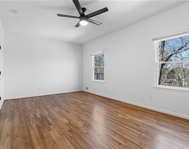 350 Kelson Drive - Photo Thumbnail 35
