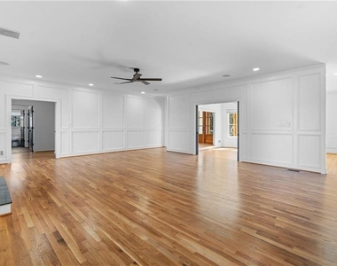 350 Kelson Drive - Photo Thumbnail 21