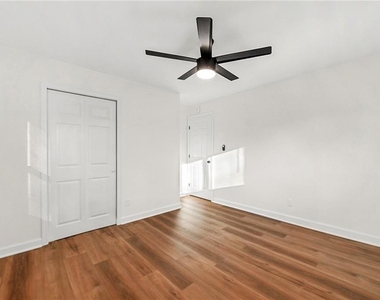 578 Alfred Road Nw - Photo Thumbnail 12
