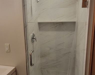 608 Trent Lane - Photo Thumbnail 13