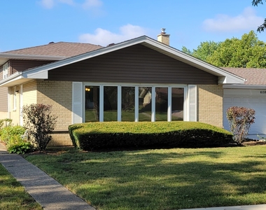 608 Trent Lane - Photo Thumbnail 1