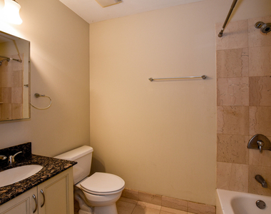 2942 N Lincoln Avenue - Photo Thumbnail 12