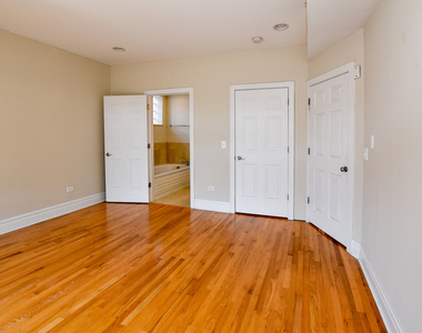 2942 N Lincoln Avenue - Photo Thumbnail 16