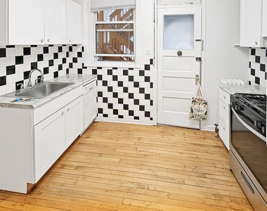 1308 W Rosemont Avenue - Photo Thumbnail 10