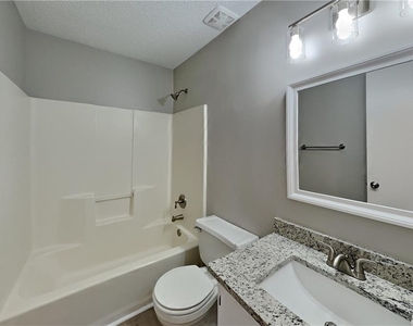 4015 Sharon Woods Drive - Photo Thumbnail 14
