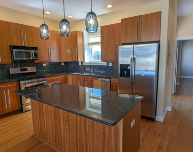 1355 W Washington Boulevard - Photo Thumbnail 5