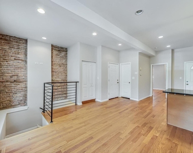 2839 W Cortez Street - Photo Thumbnail 4