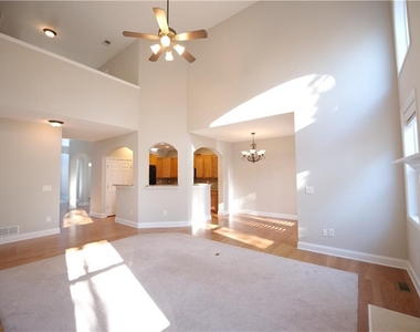 4330 Granby Circle - Photo Thumbnail 8