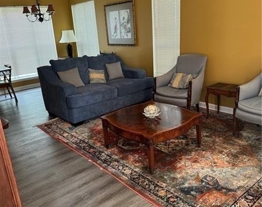 2578 Shadowbrook Drive - Photo Thumbnail 3