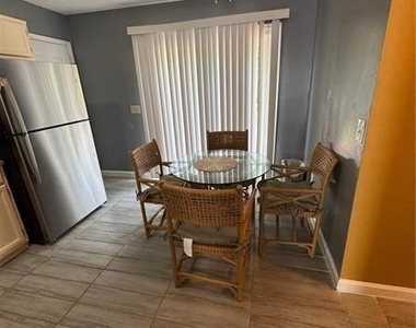 2578 Shadowbrook Drive - Photo Thumbnail 13
