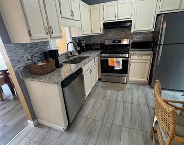 2578 Shadowbrook Drive - Photo Thumbnail 11