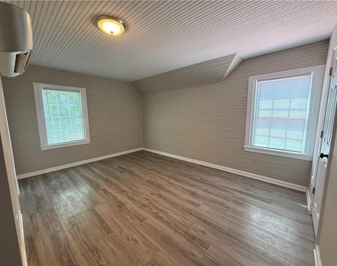 43 Quarry Street - Photo Thumbnail 5