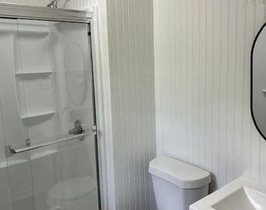 1011 Smith Sisters Road - Photo Thumbnail 7