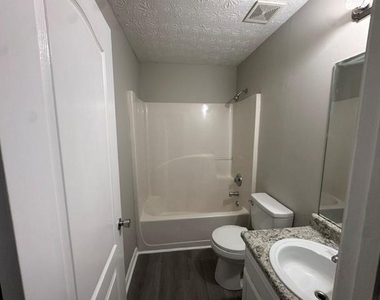2975 Fields Drive - Photo Thumbnail 9