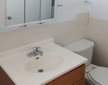 5741 W 35th Street - Photo Thumbnail 2