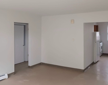 5741 W 35th Street - Photo Thumbnail 5