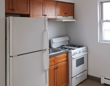5741 W 35th Street - Photo Thumbnail 1